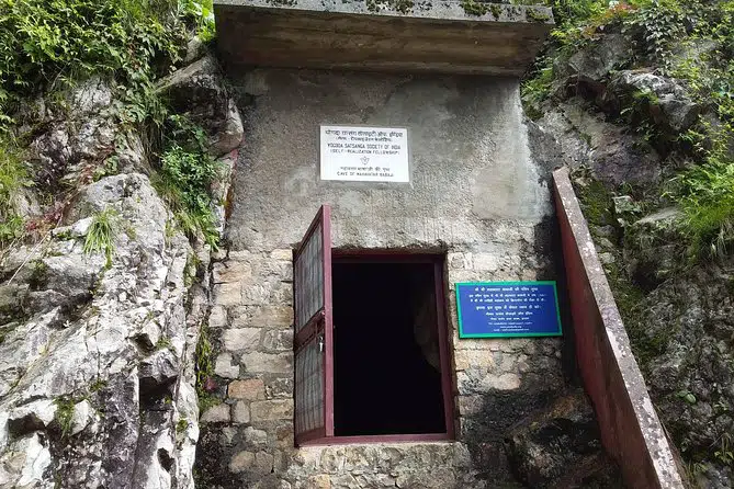 Cueva de Mahavatar Babaji Maharaj en India